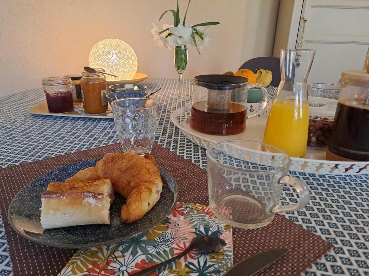 Les Rosiers B&B Cote Loire מראה חיצוני תמונה